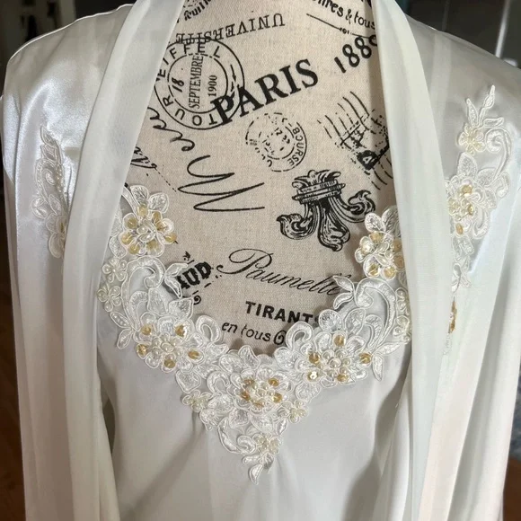 Silk satin white bridal lace night gown with robe